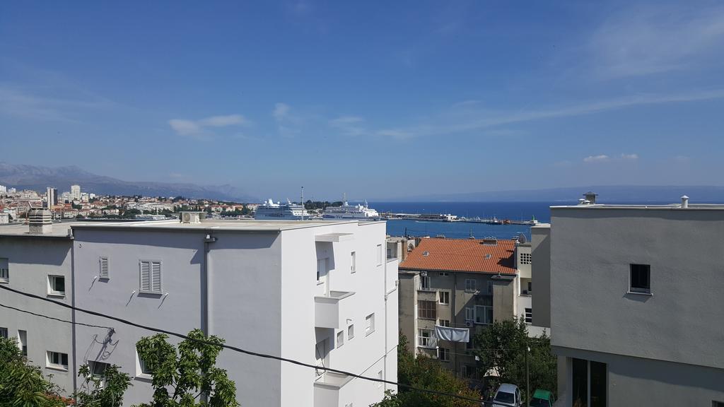 Apartments Vinko Split Exterior photo