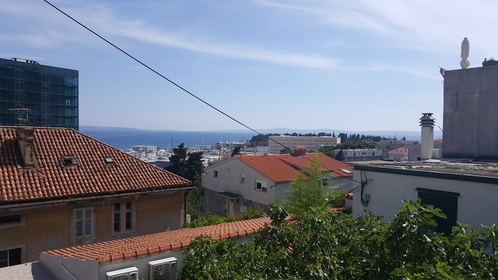 Apartments Vinko Split Exterior photo